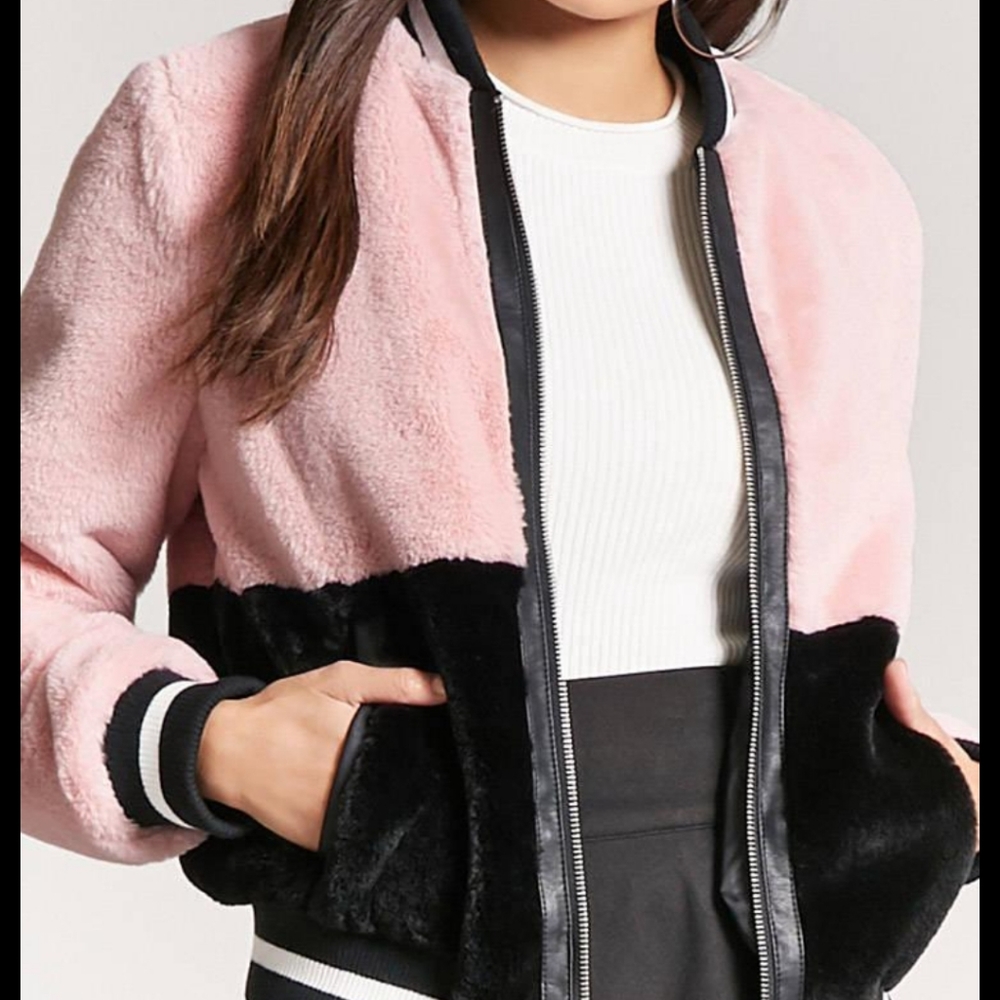NWT F21 fuzzy jacket